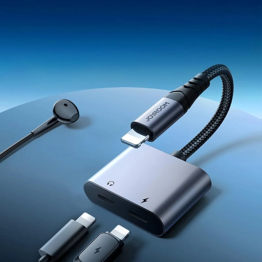 Buy JOYROOM SY-L02 2-in-1 Audio Adapter in Bangladesh - Gears Wheel